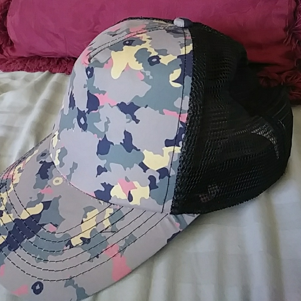 Army print cap